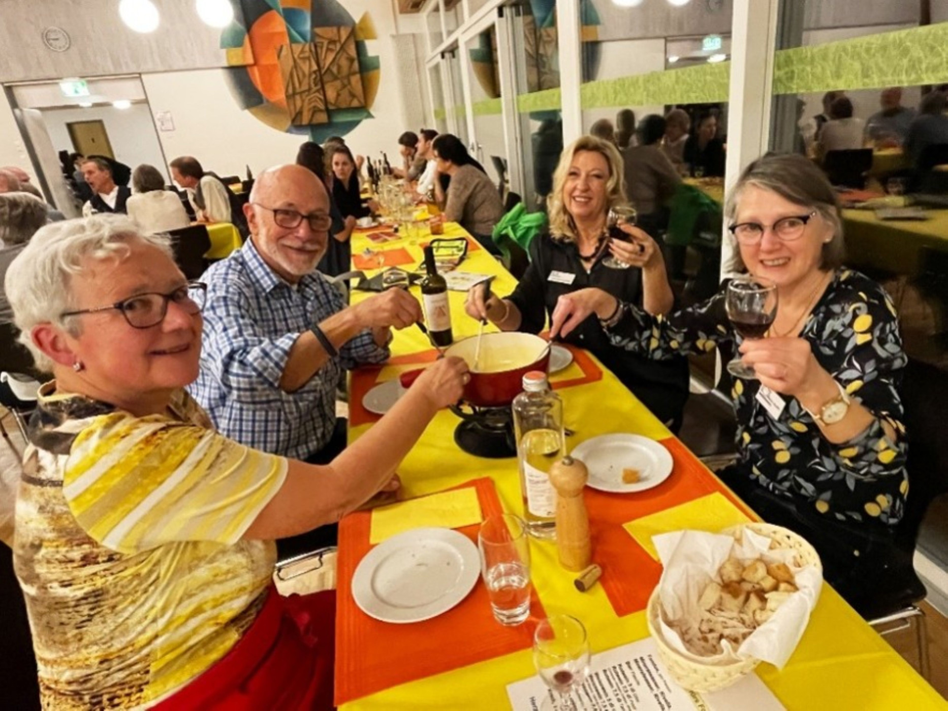 Fondue-Essen Keramikmuseum