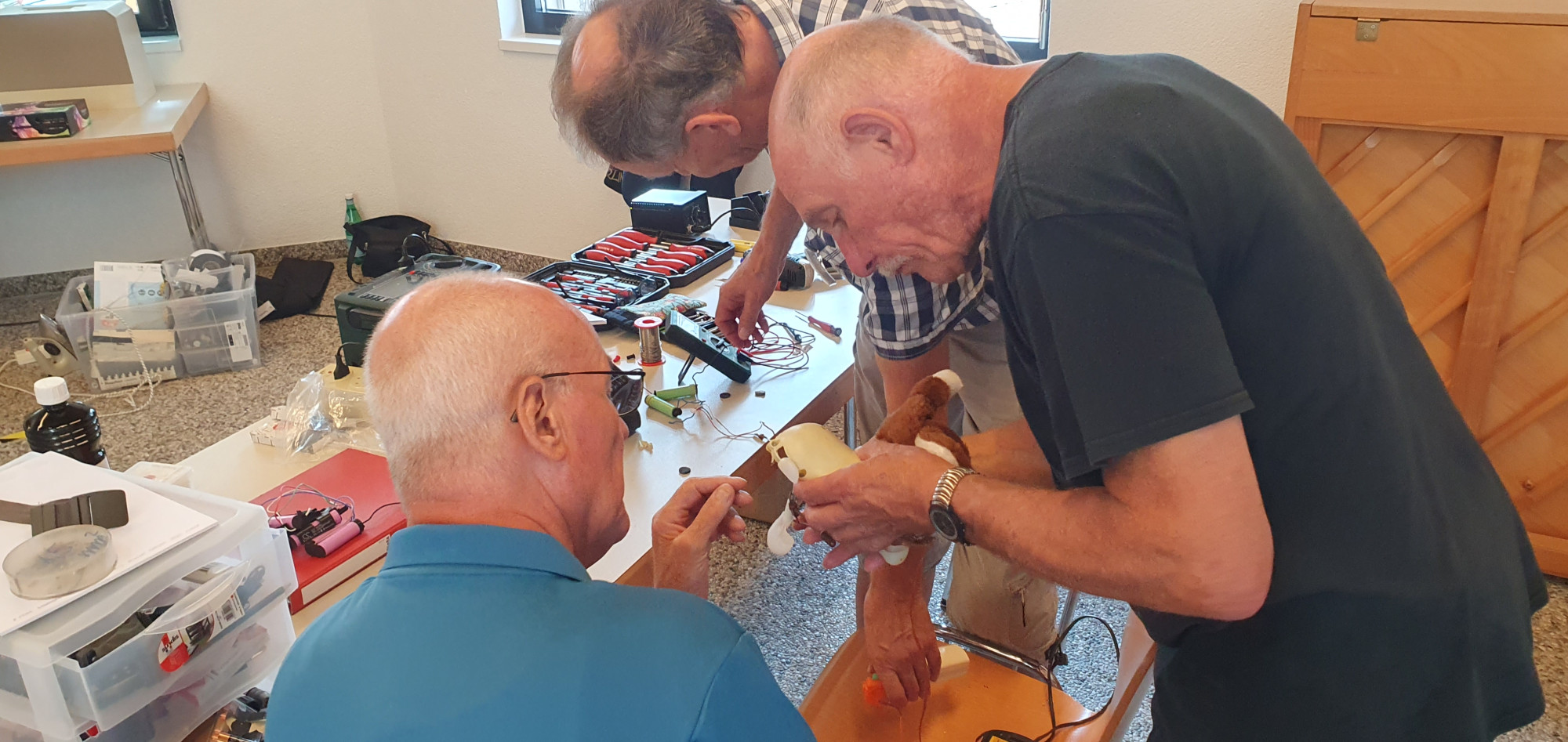 Repaircafé am Bring- und Holtag