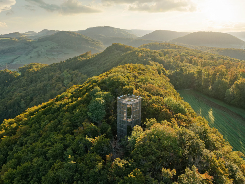 Cheisacherturm und Sternwarte - © Michel Jaussi, Michel Jaussi (jaussi.com)